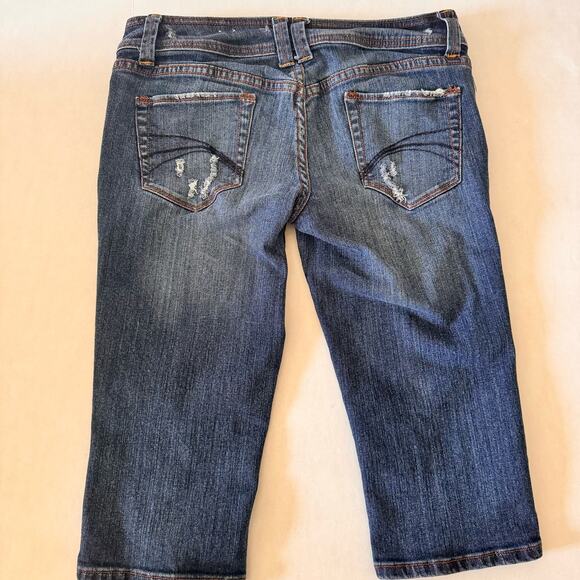 Decree Denim Shorts Jorts Capri Pants Ladies Juniors 9 Distressed Destroyed - Picture 4 of 11